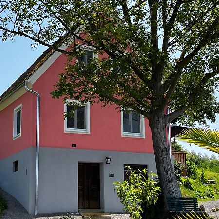 Ferienhaus Thonjoergl Gnas Bagian luar foto