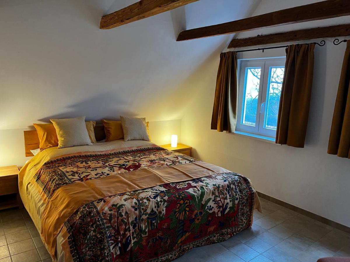 Ferienhaus Thonjoergl Gnas Bagian luar foto