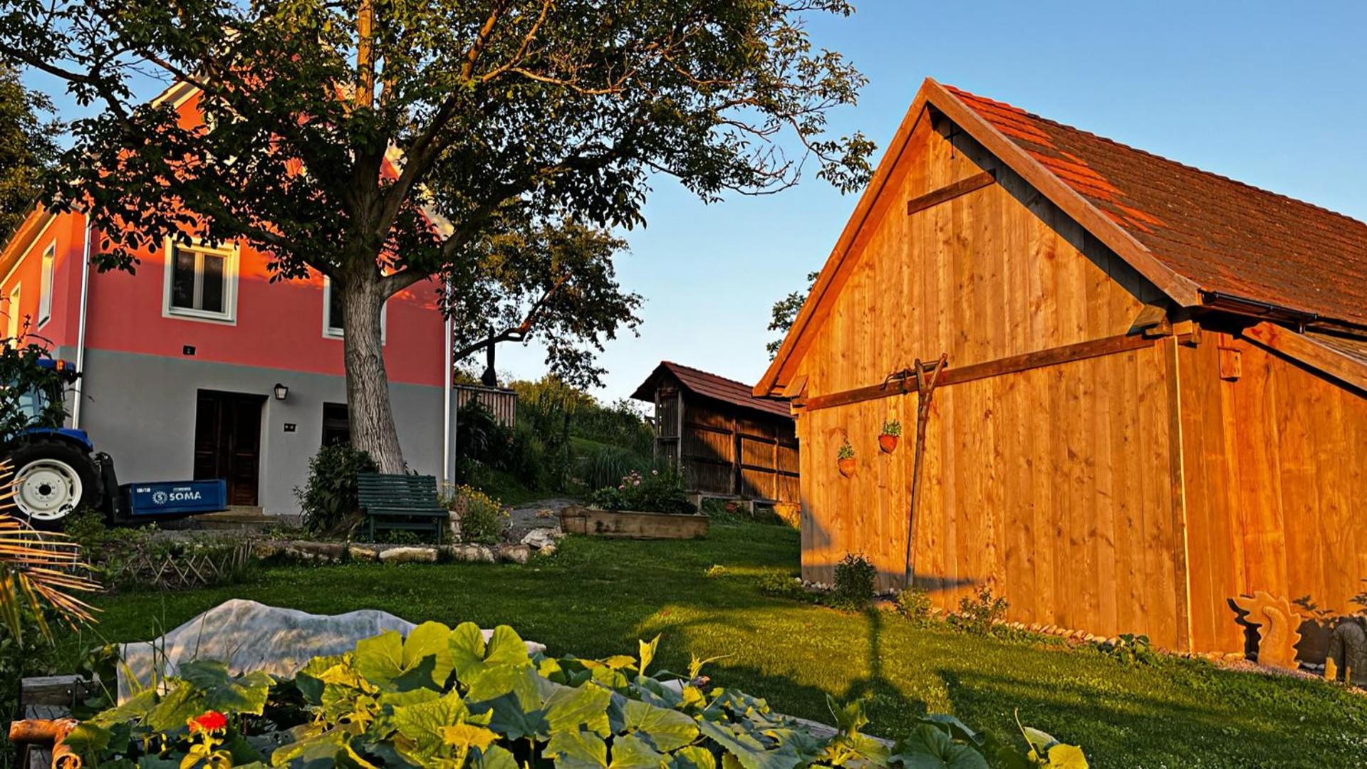 Ferienhaus Thonjoergl Gnas Bagian luar foto
